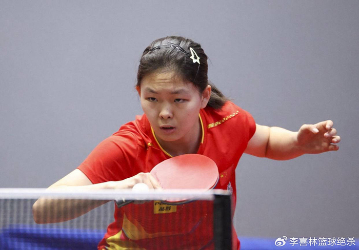 16岁中国女乒新星姚睿轩首闯16强，下一轮挑战削